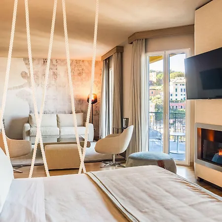 Miramare Aparthotel 4*