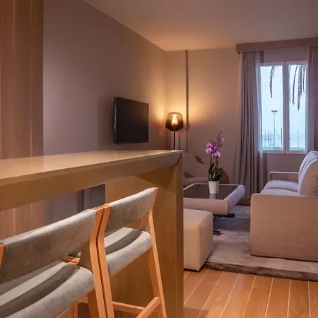 Miramare Aparthotel 4*