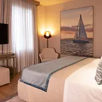 Miramare 4* 东塞斯特里