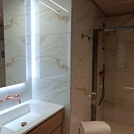 Hotel apartamentowy Miramare 4*