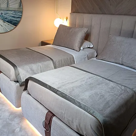 Miramare 4* 东塞斯特里