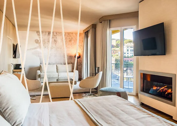 Miramare Apartahotel 4*